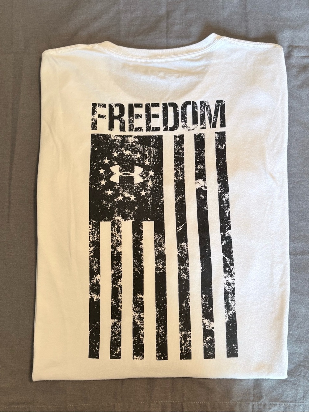 Under Armour Patriotic Freedom Flag Long Sleeve T 2XL White Navy Blue Loose Fit